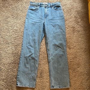 Abercrombie Curve Love Ultra High Rise 90s Straight Jean